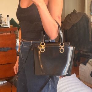 Vintage Salvatore ferragamo Black patent Handbag